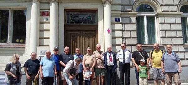 6. 7. 2025 u rodnho domu Jaroslava Foglara